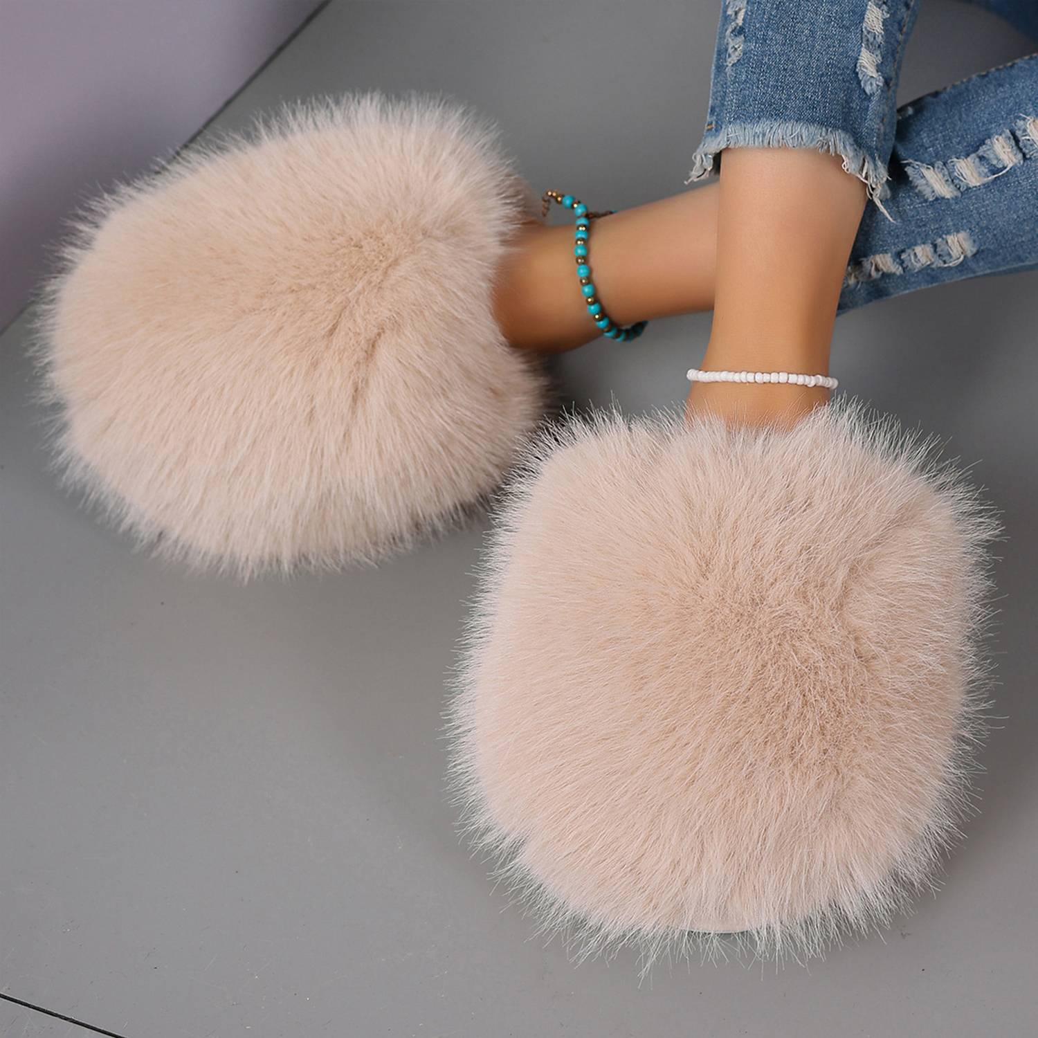 Women's Cozy Plush Slippers 3