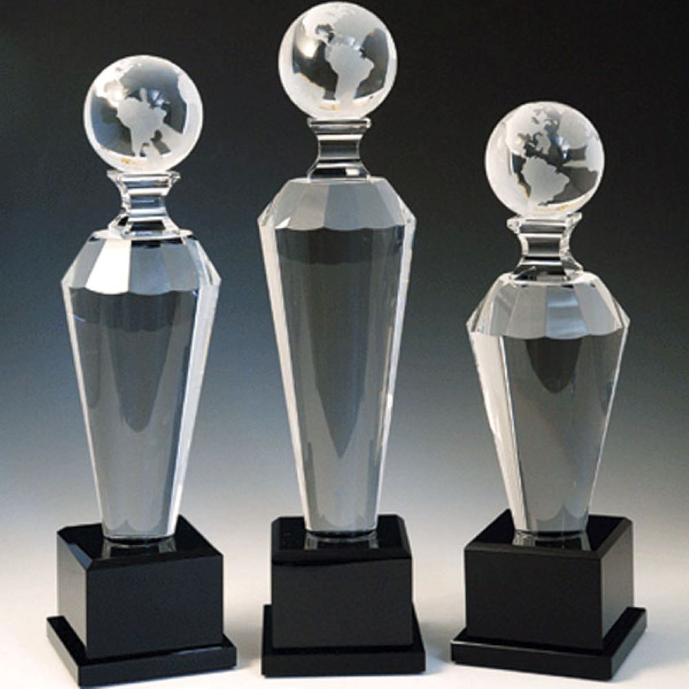 2 IN 1 BLACK/CLEAR CRYSTAL GLOBE TROPHY 1