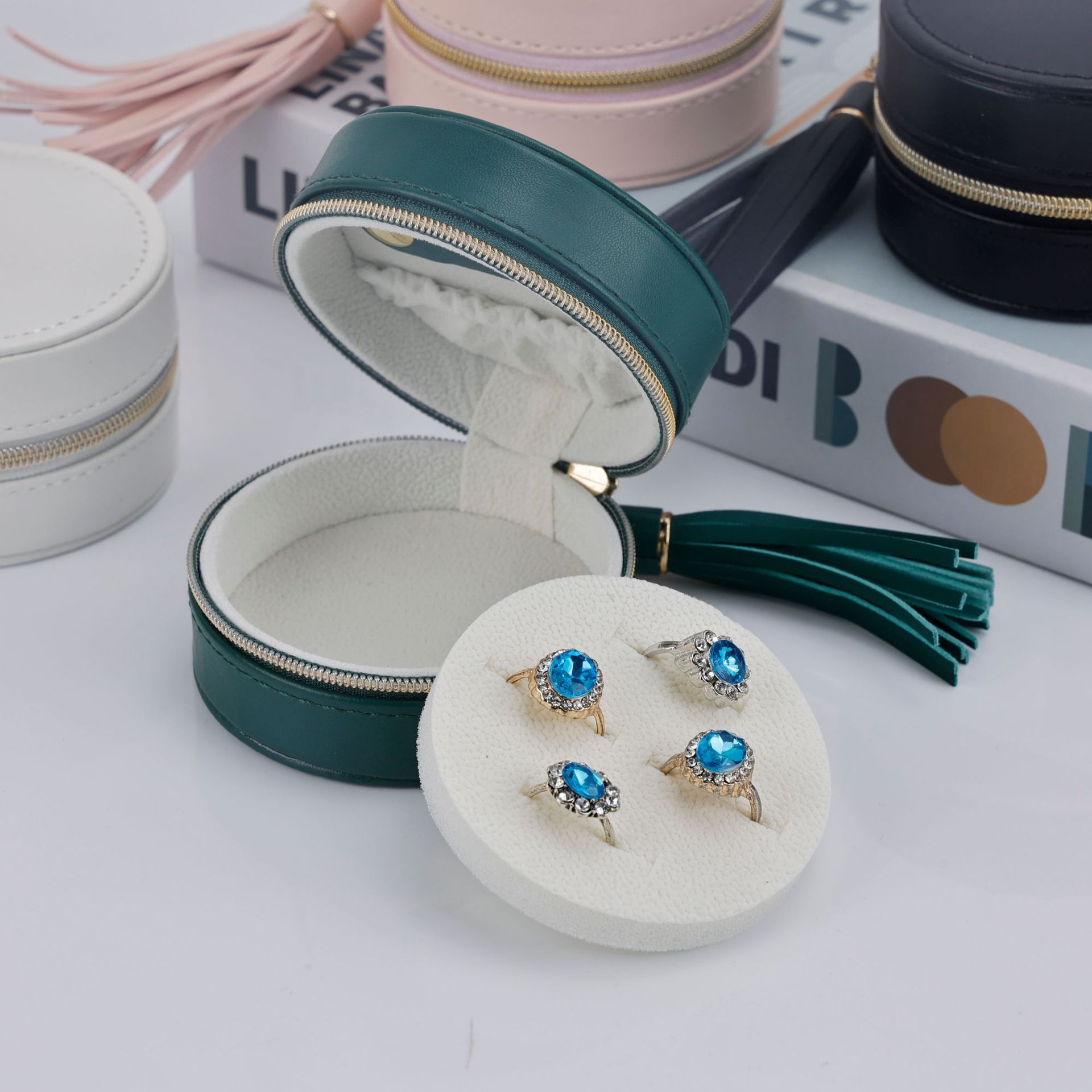 Round Portable Storage Box 2