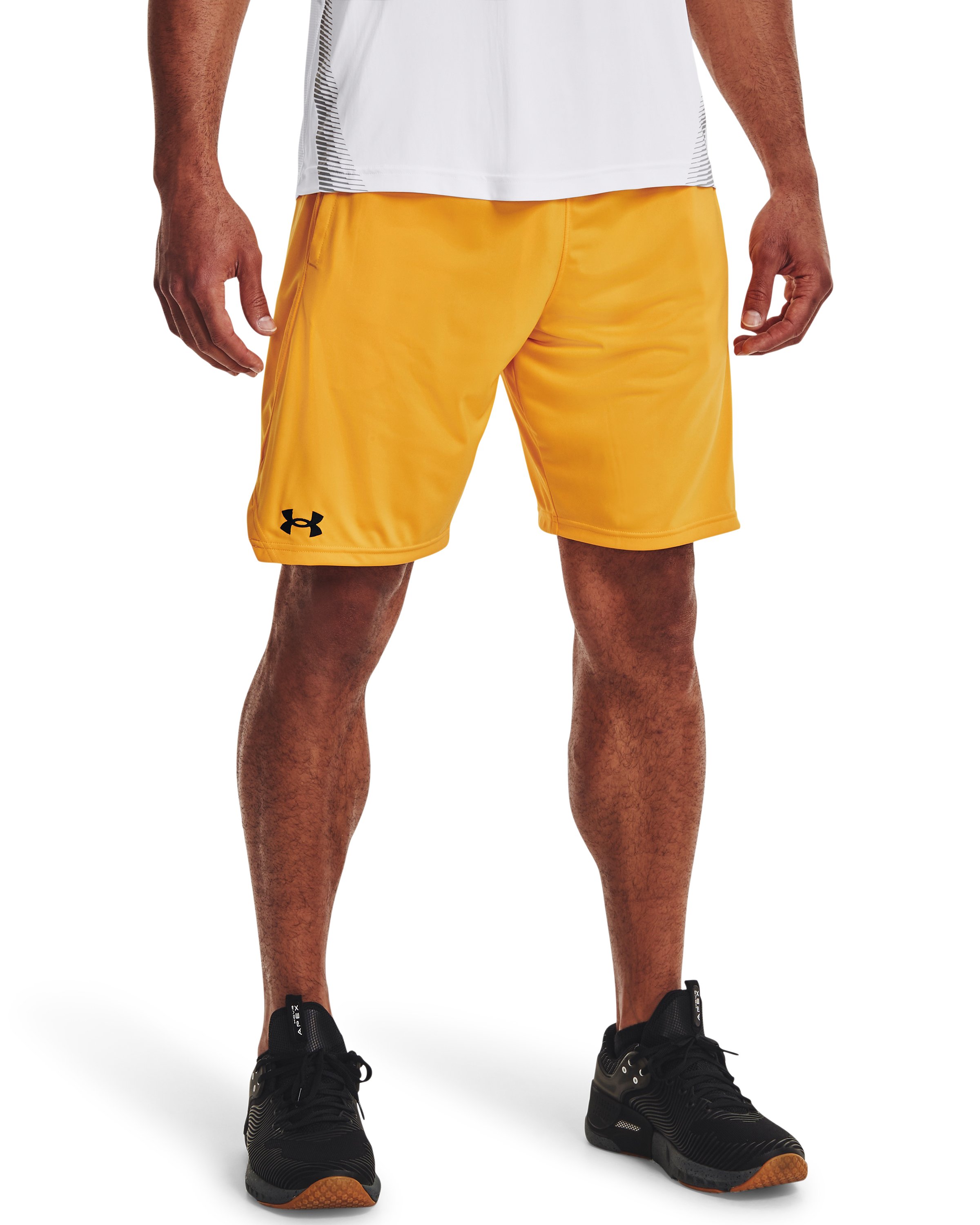 UA Locker Men's 9 Pocketed Shorts 16