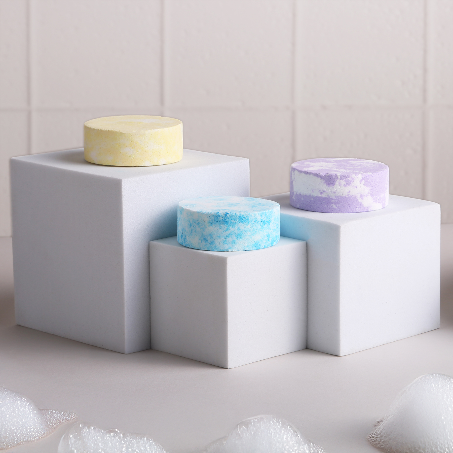 Delight Shower Steamers: 3 Piece Set 11