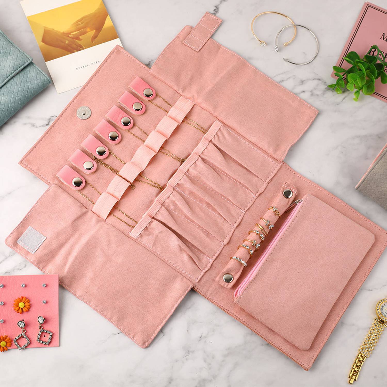 Jewelry Organizer Resembling Leather Bag 2