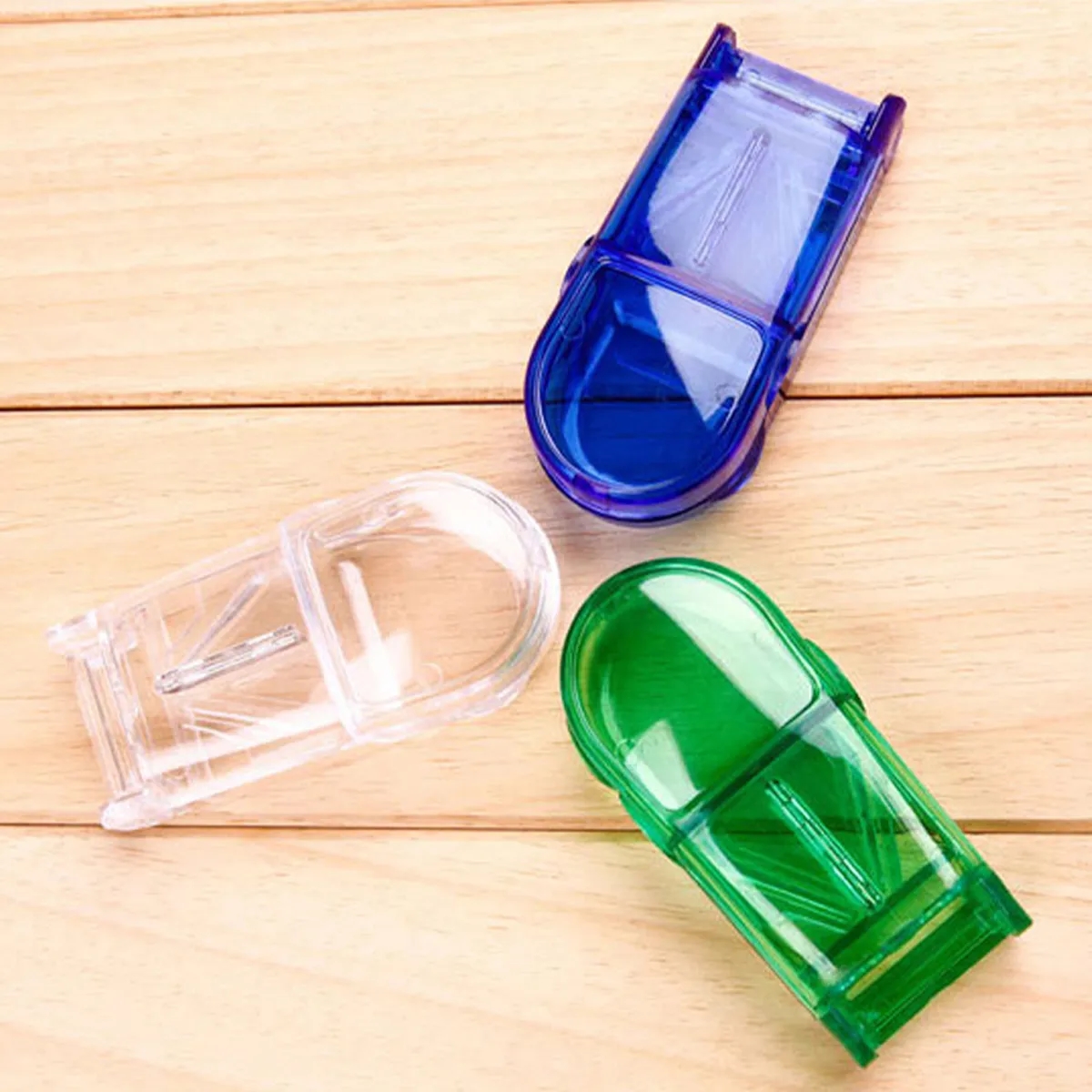 Portable Tablet Cutter with Blade and Storage Compartment 4