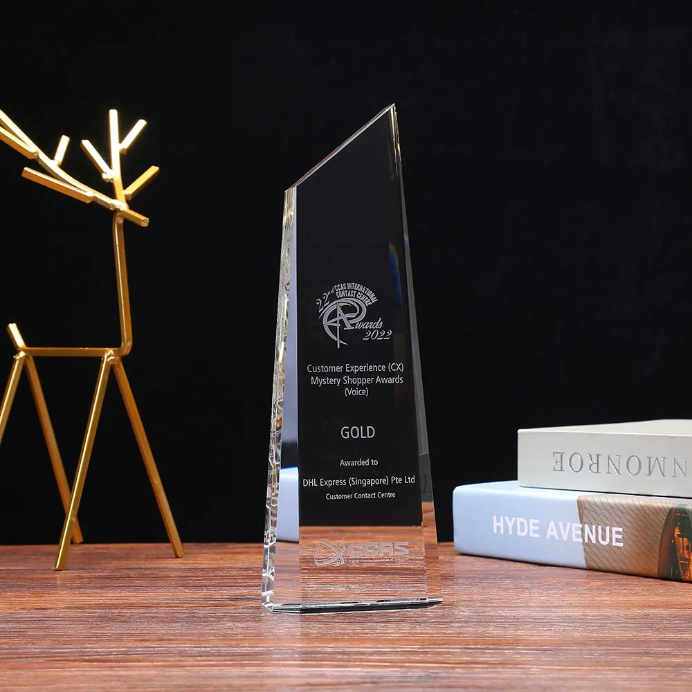 Crystal Faceted Peak Award 8
