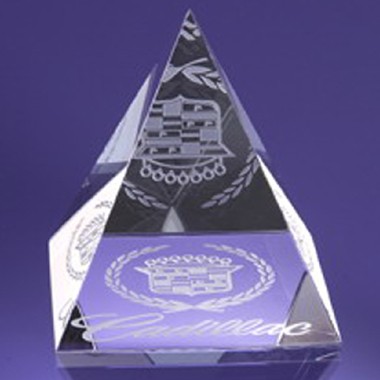 3" OPTICAL CRYSTAL PYRAMID 2