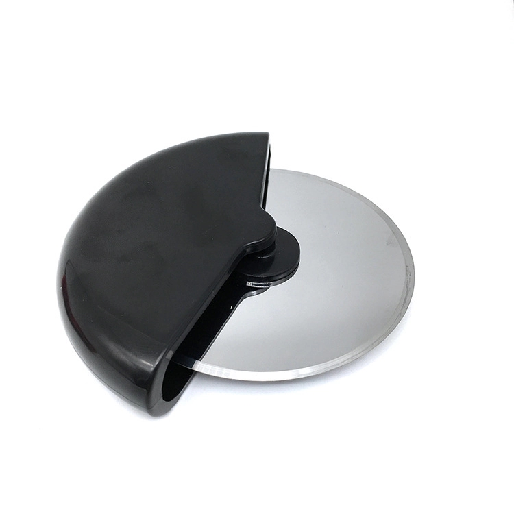 Round Pizza Cutter 4