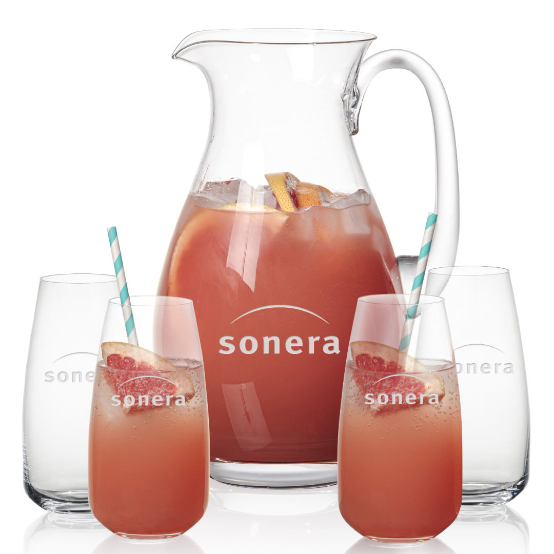 St Tropez Pitcher & Hogarth Beverage 2
