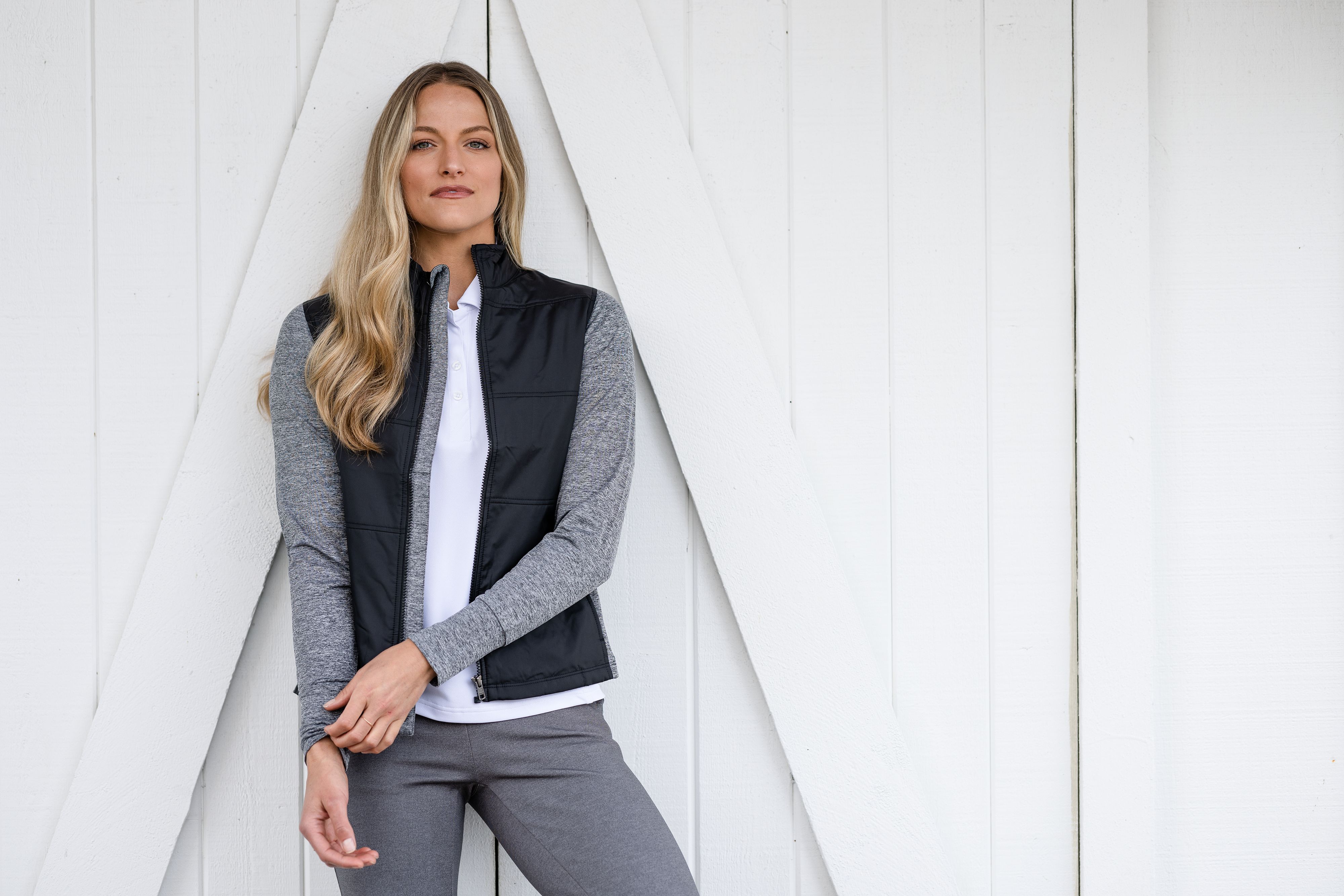 Stealth Hybrid Quilted Womens Full Zip Windbreaker Jacket