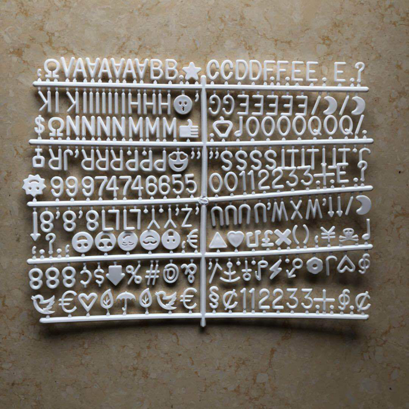 Felt Letter Board w/460PRE-Cut Letters 4