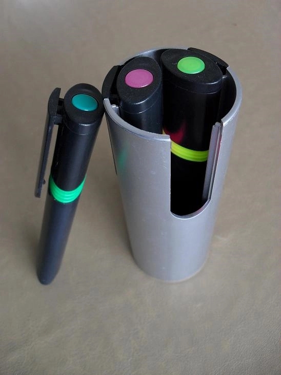 3 in 1 Barrel Highlighter 2