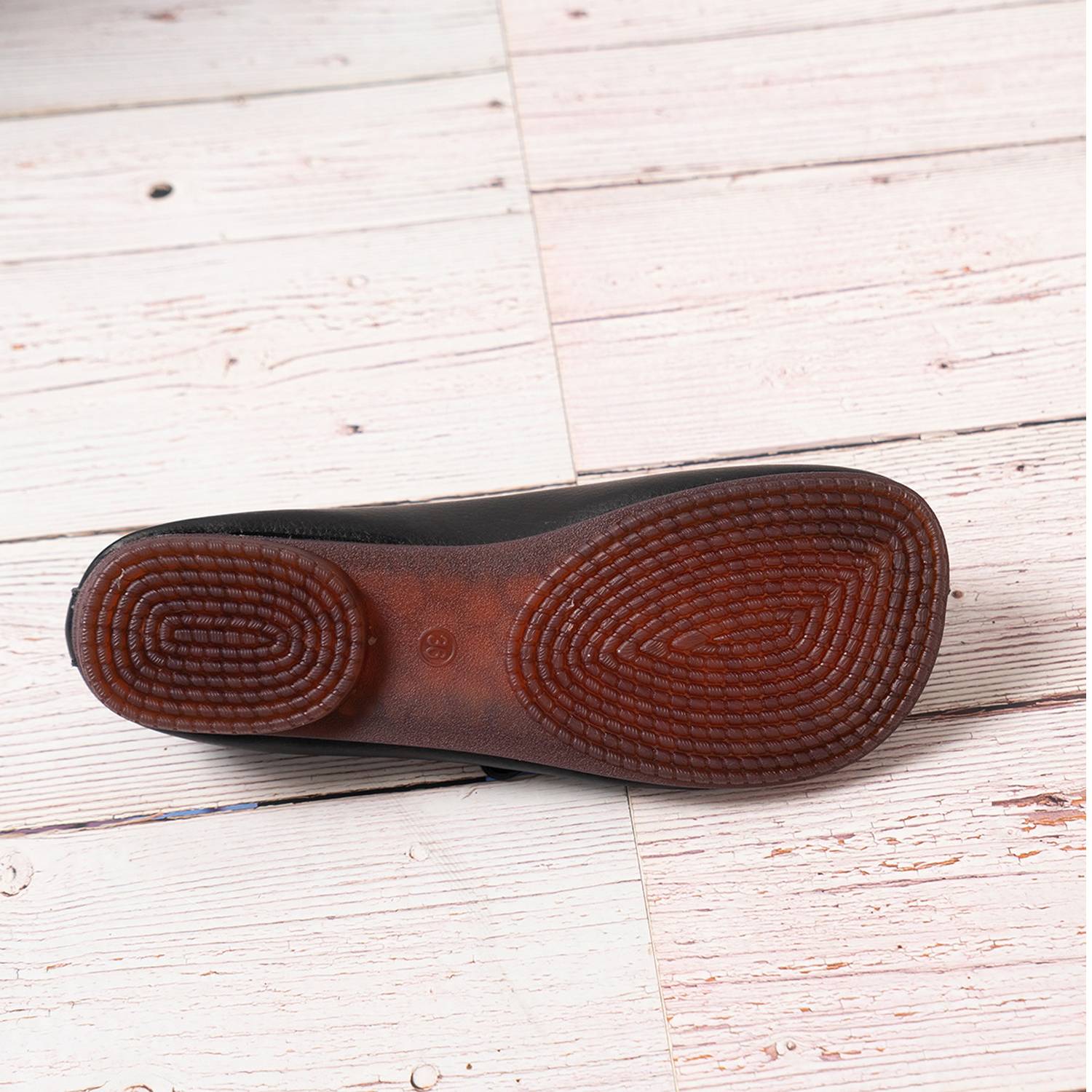 Soft Leather Shallow Mouth Casual Women's Single Shoes 3