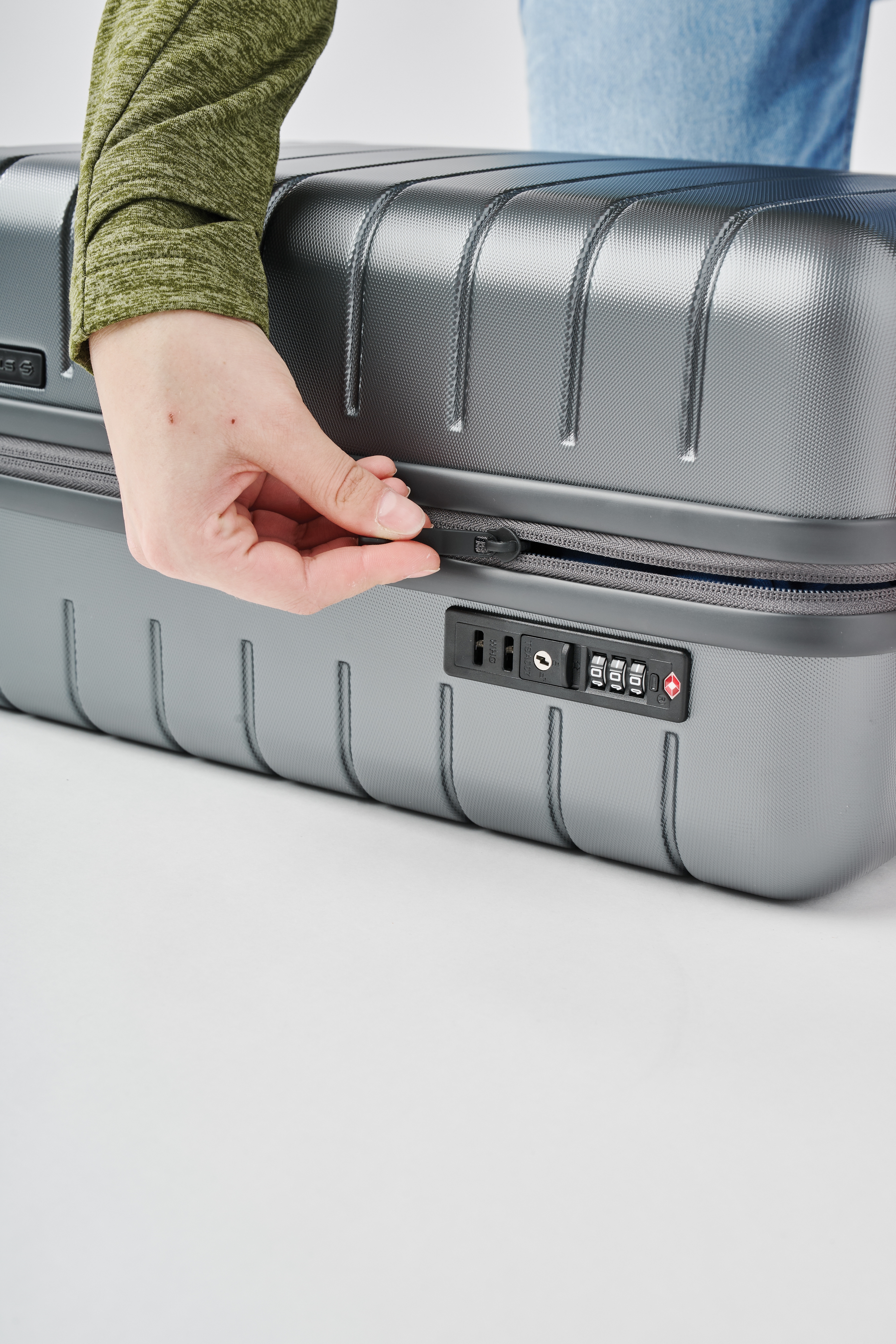 Stormtech Valero Wheeled Carry-On 40 2