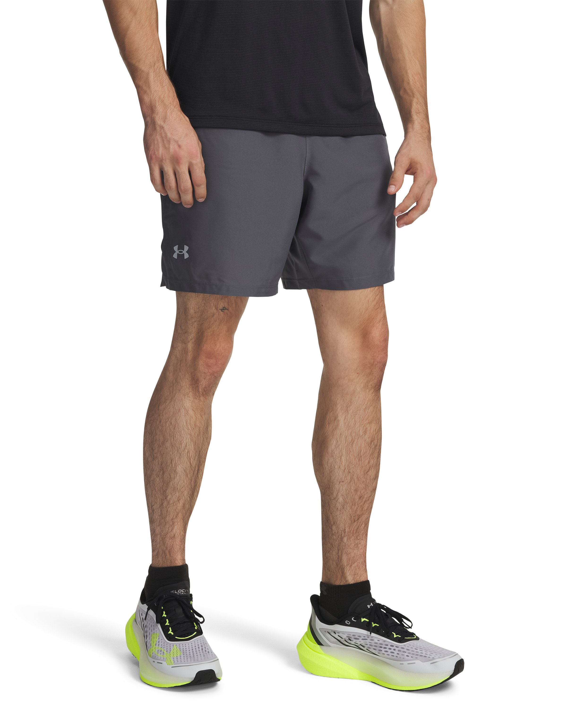 UA Launch Men's 7 Shorts 7