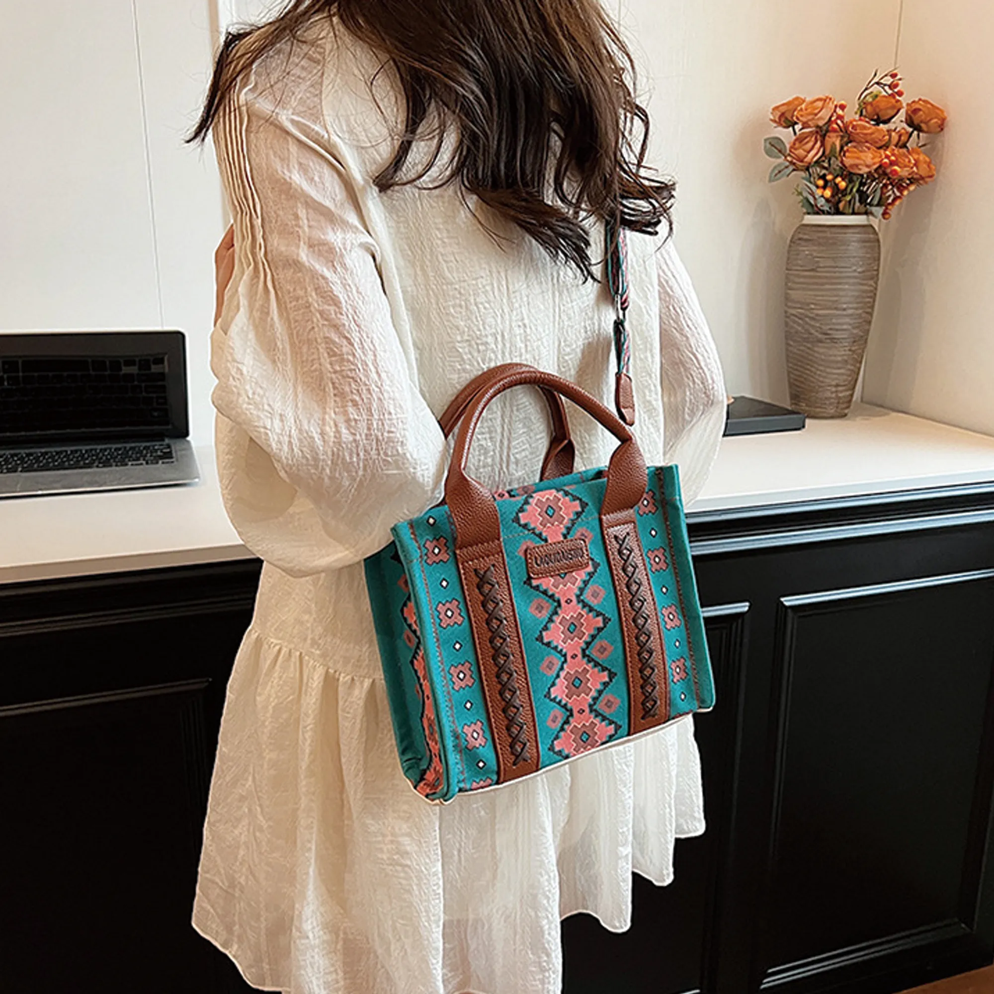 Custom Tote Bag Shoulder Handbags for Women, custom tote bag with logo imprint 2