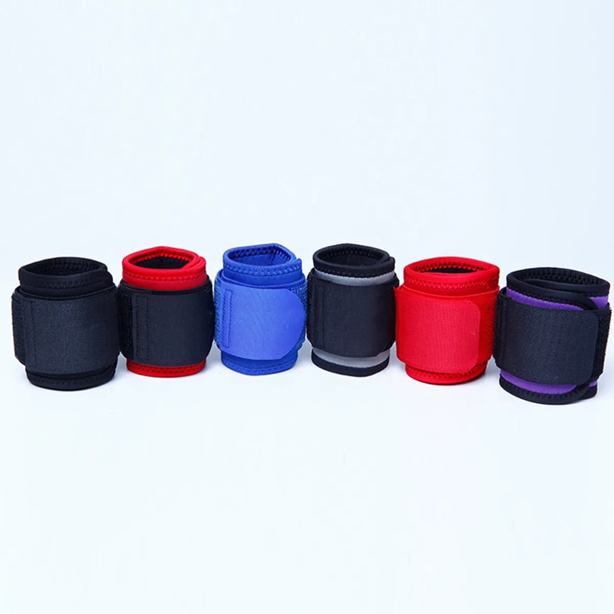 Sports Training Fitness Protective Gear With Wrist Bandage 2
