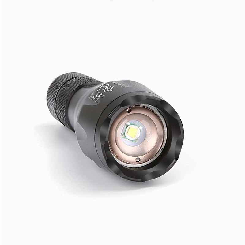 Custom Rechargeable Zoomable Flashlights 4