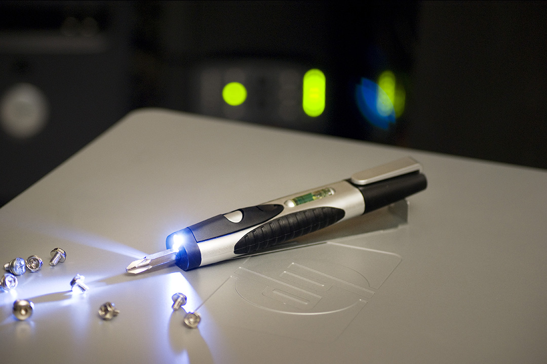 Level Light Screwdriver Pen 3