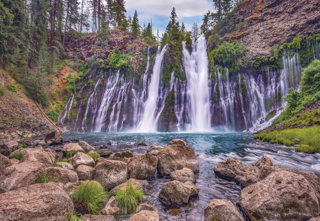 HotLine® Products Our Beautiful America® Executive Calendar 45