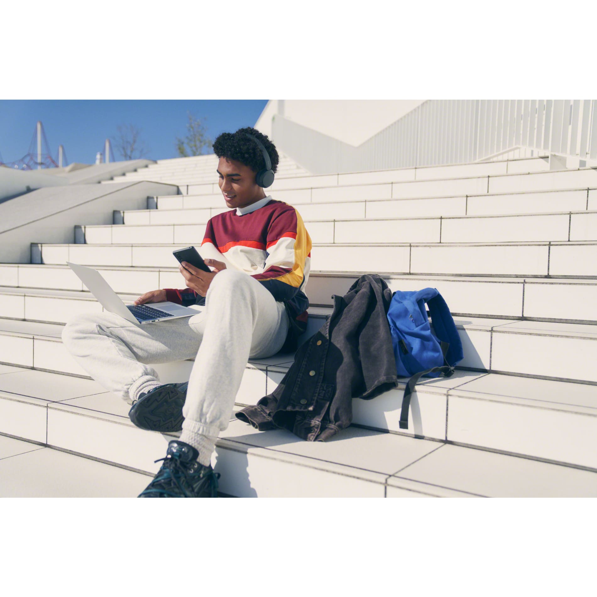 Sony WH-CH520 Wireless Headphones with Microphone 25