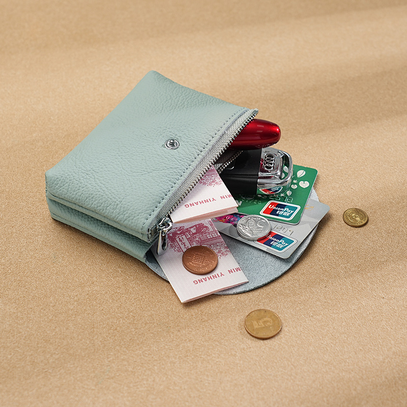 A Small Cowhide Wallet 14