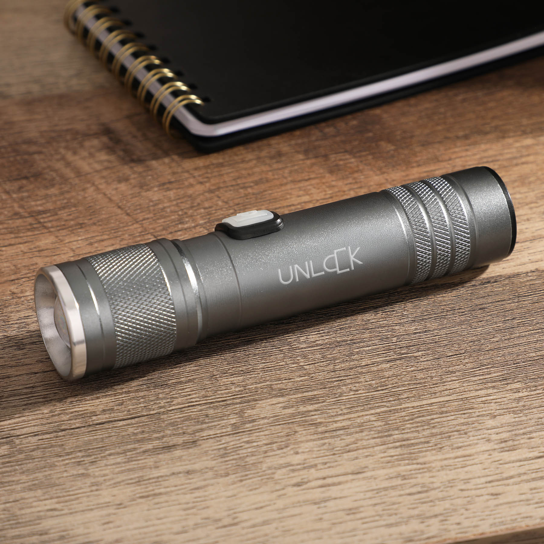 reNew Rechargeable COB Pocket Flashlight 1