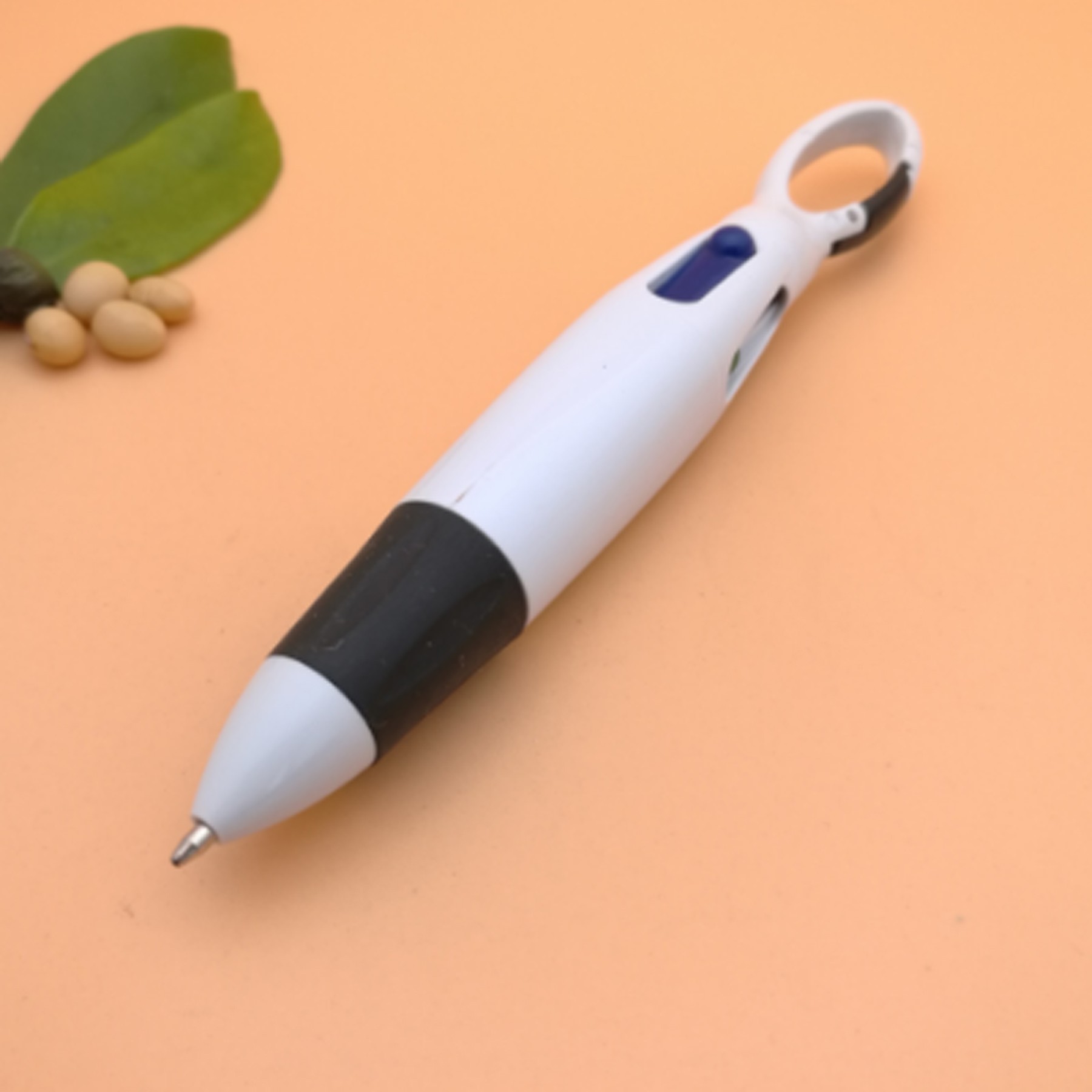 Retractable Four-color Shuttle Pens with Carabiner Clip 4