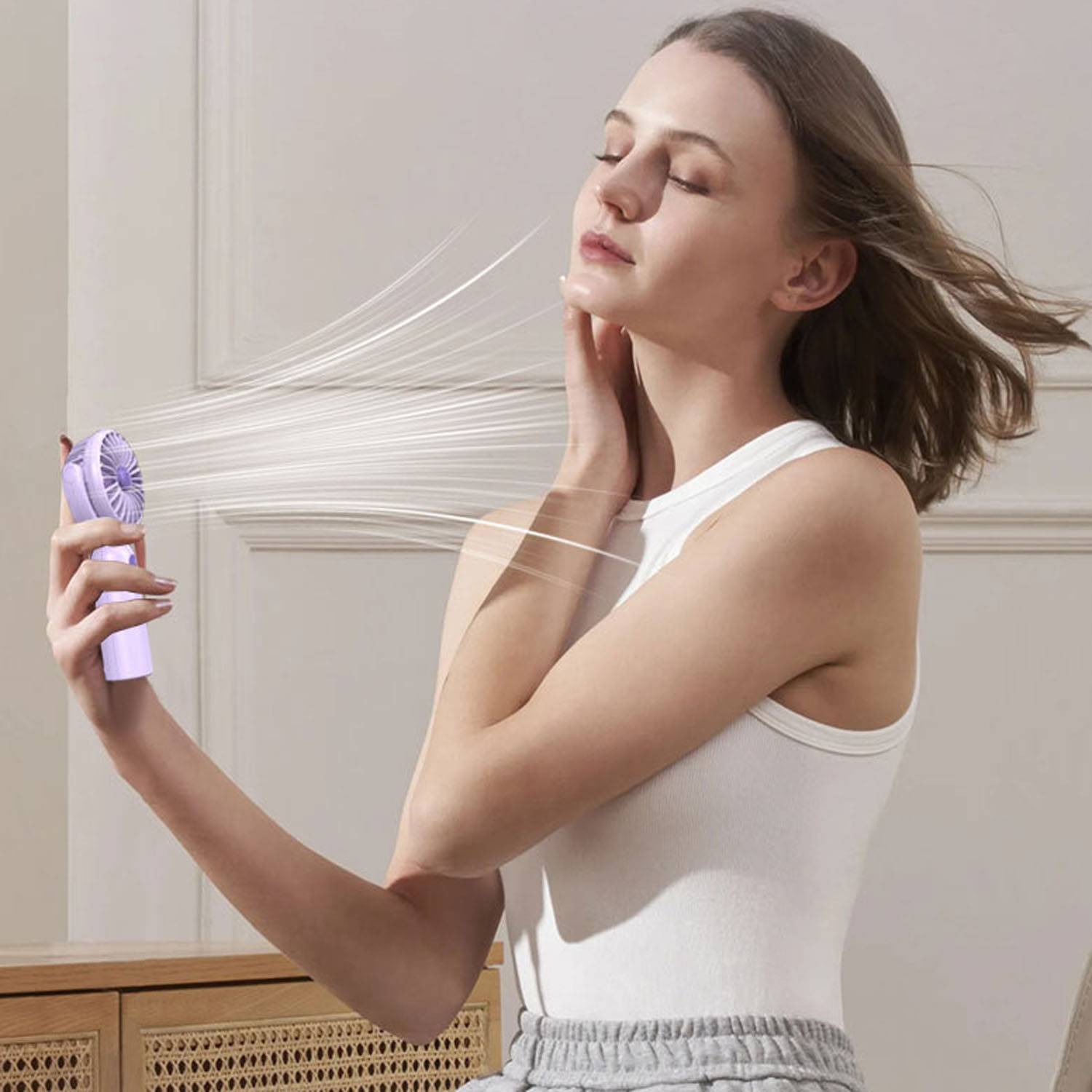 Adjustable Lightweight Rechargeable Portable Handheld Fan 7