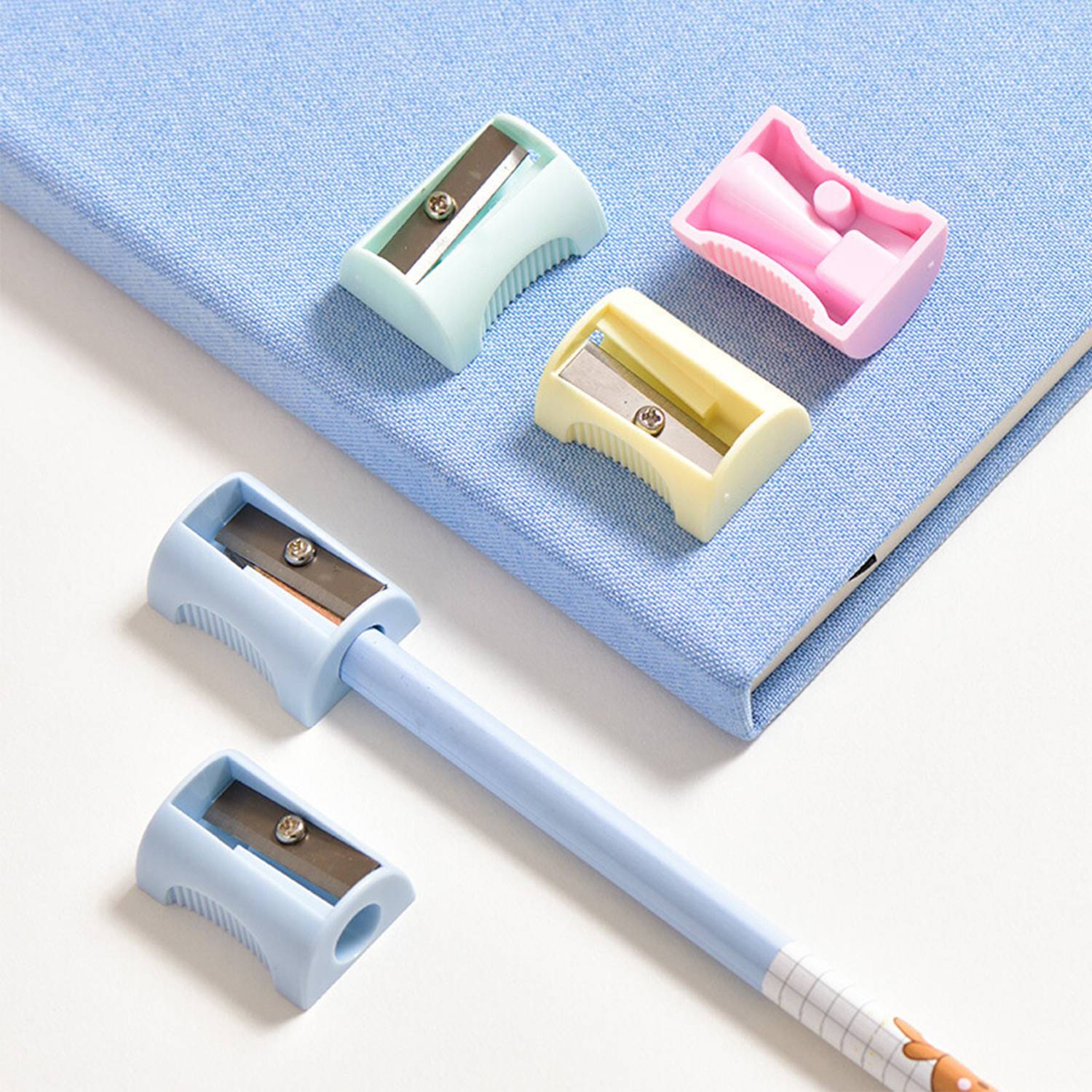Durable Pencil Sharpener for School – Compact & Efficient 5