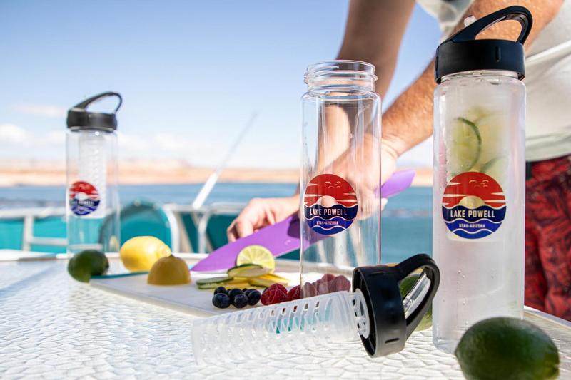BAJA 25 oz. Fruit Fusion Bottle with Freedom Lid & Basket 34
