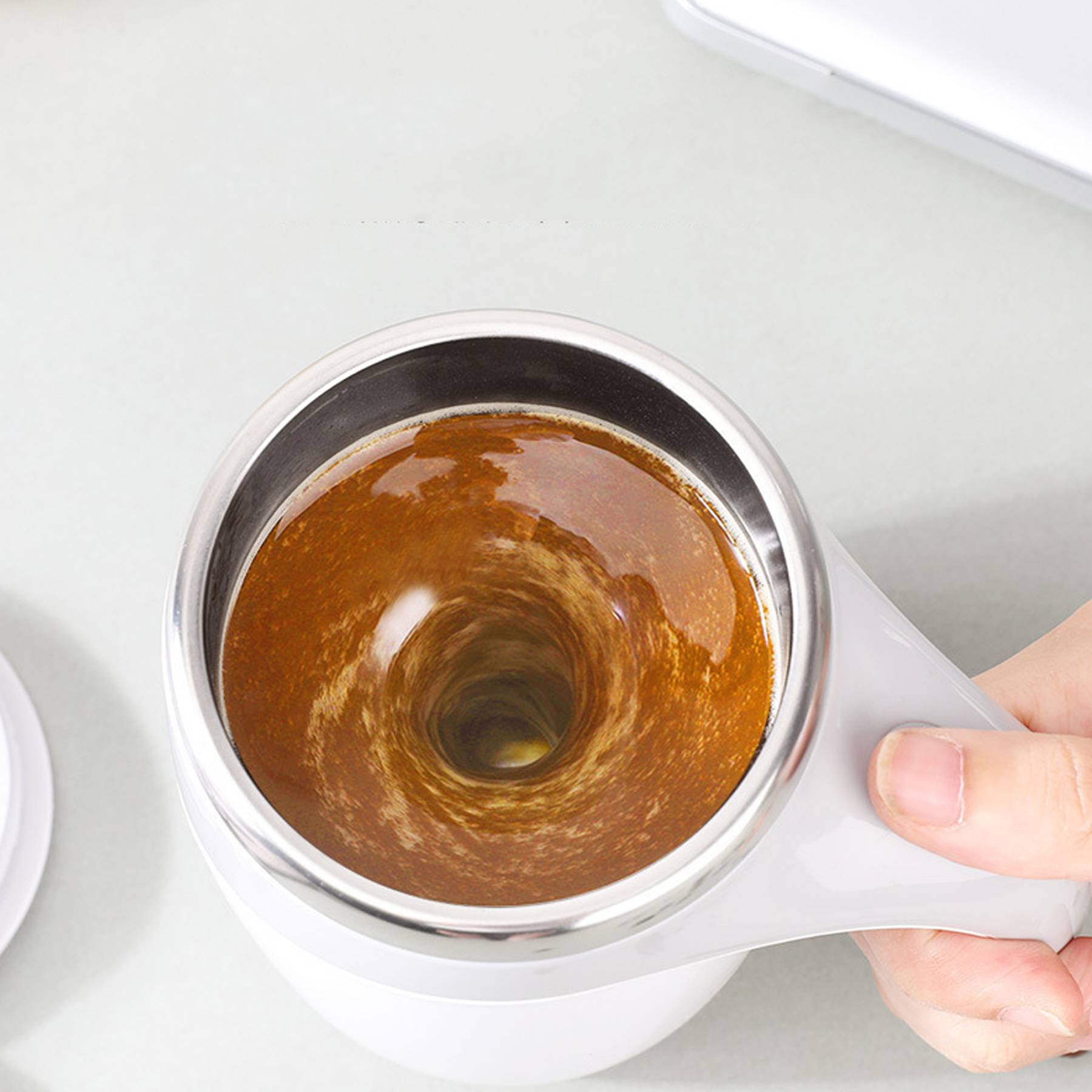 13 Oz. Fully Automatic Stirring Magnetic Rotating Coffee Cup 5