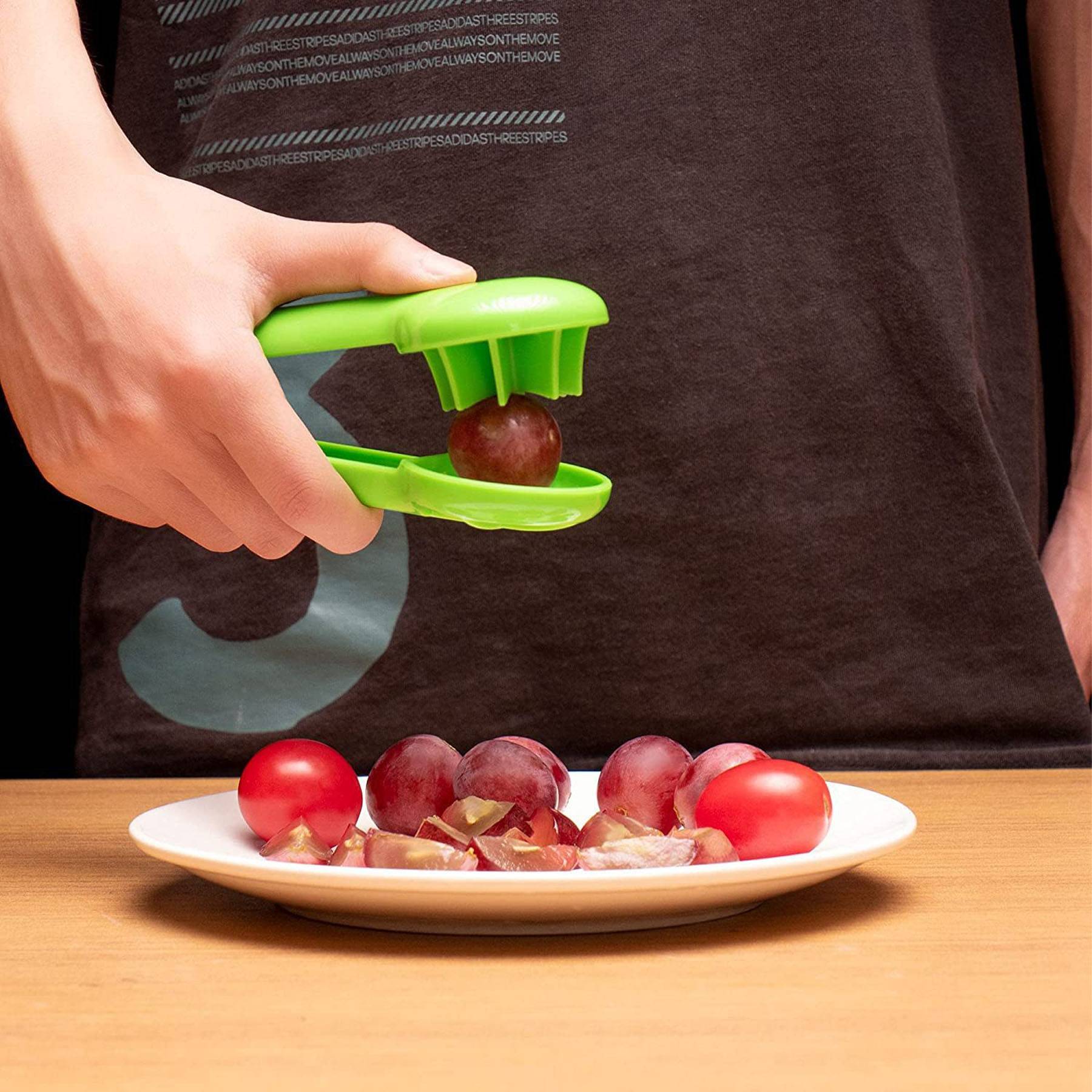 Strawberry Cherry Cutter Multifunctional Grape Slicer 7