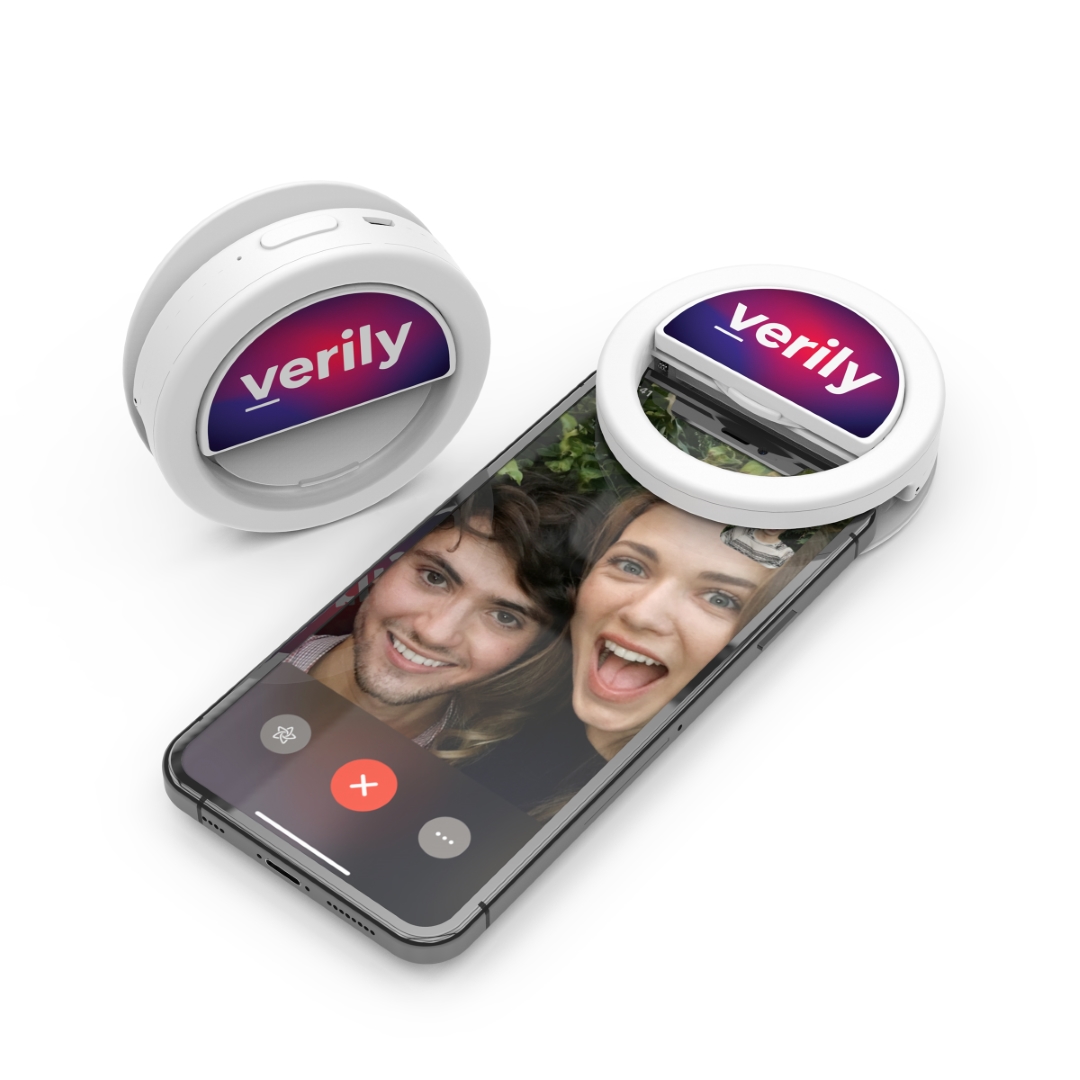 Aura: Clip-on ring light & camera cover 3