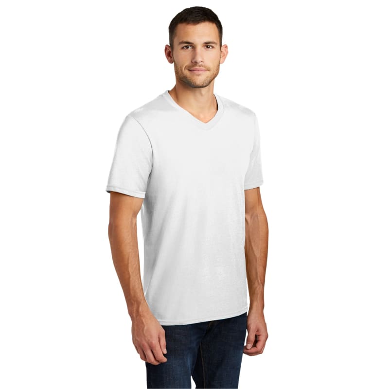 District Very Important Tee V-Neck. 30