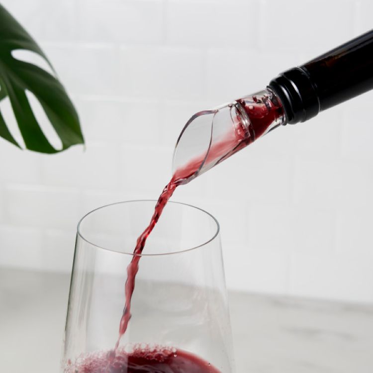 True® Aerial™: Aerating Wine Pourer 6