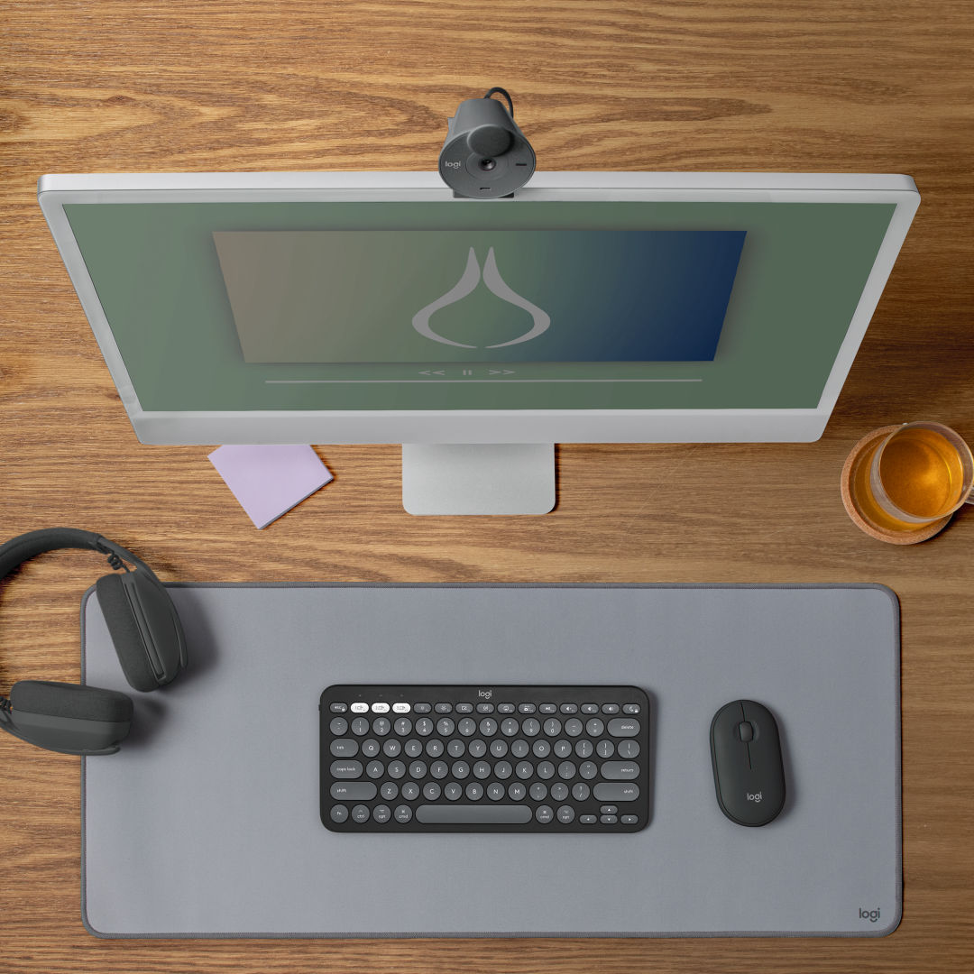 Logitech® Pebble Mouse 2 6