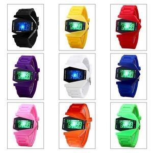 Round Sports Watch With White Digital Dial And Detachable Band 22