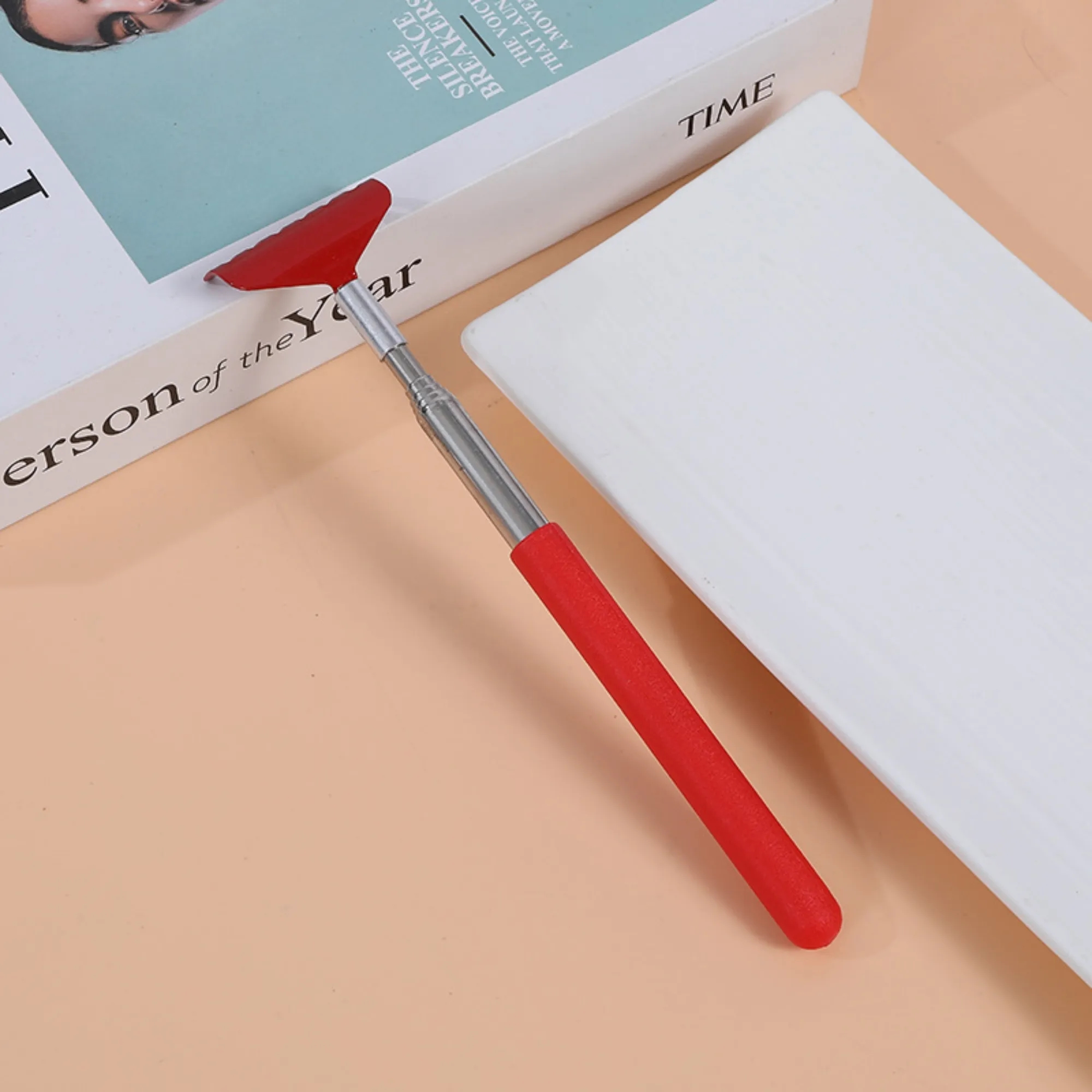 Extendable Telescopic Back Scratcher 2