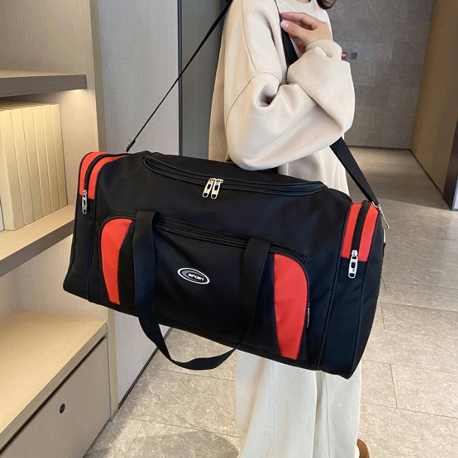 Spacious Handheld Luggage Bag 3
