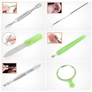 7 Pieces Manicure Set With Plastic Case 14