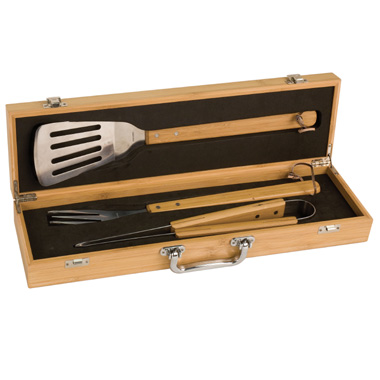 Eco-friendly 3-piece barbecue set in Bamboo Case 2