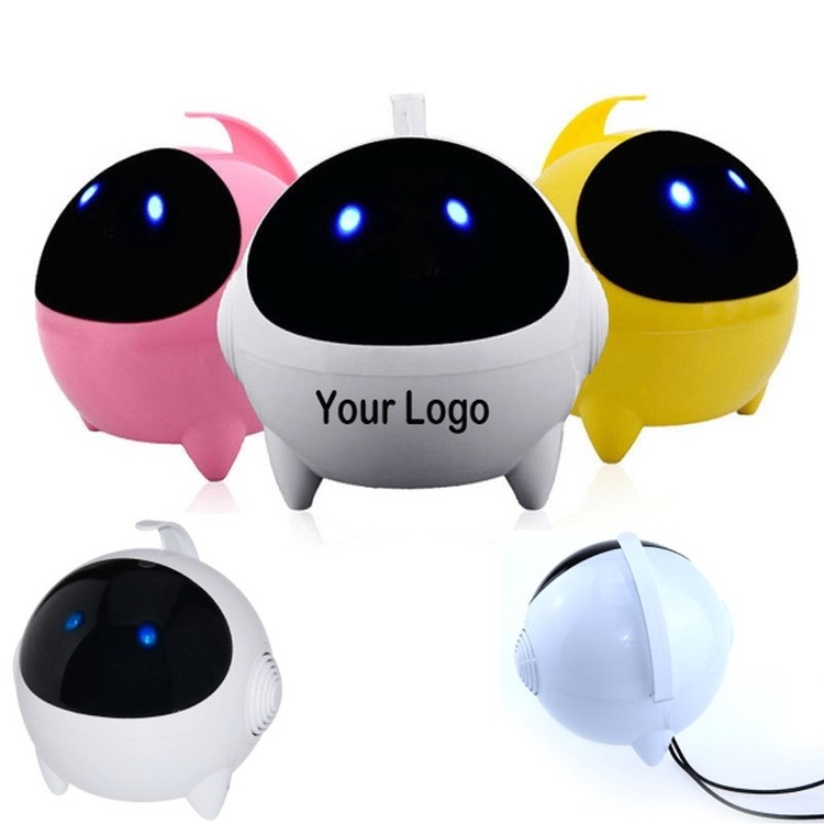 Mini USB astronaut speaker 1