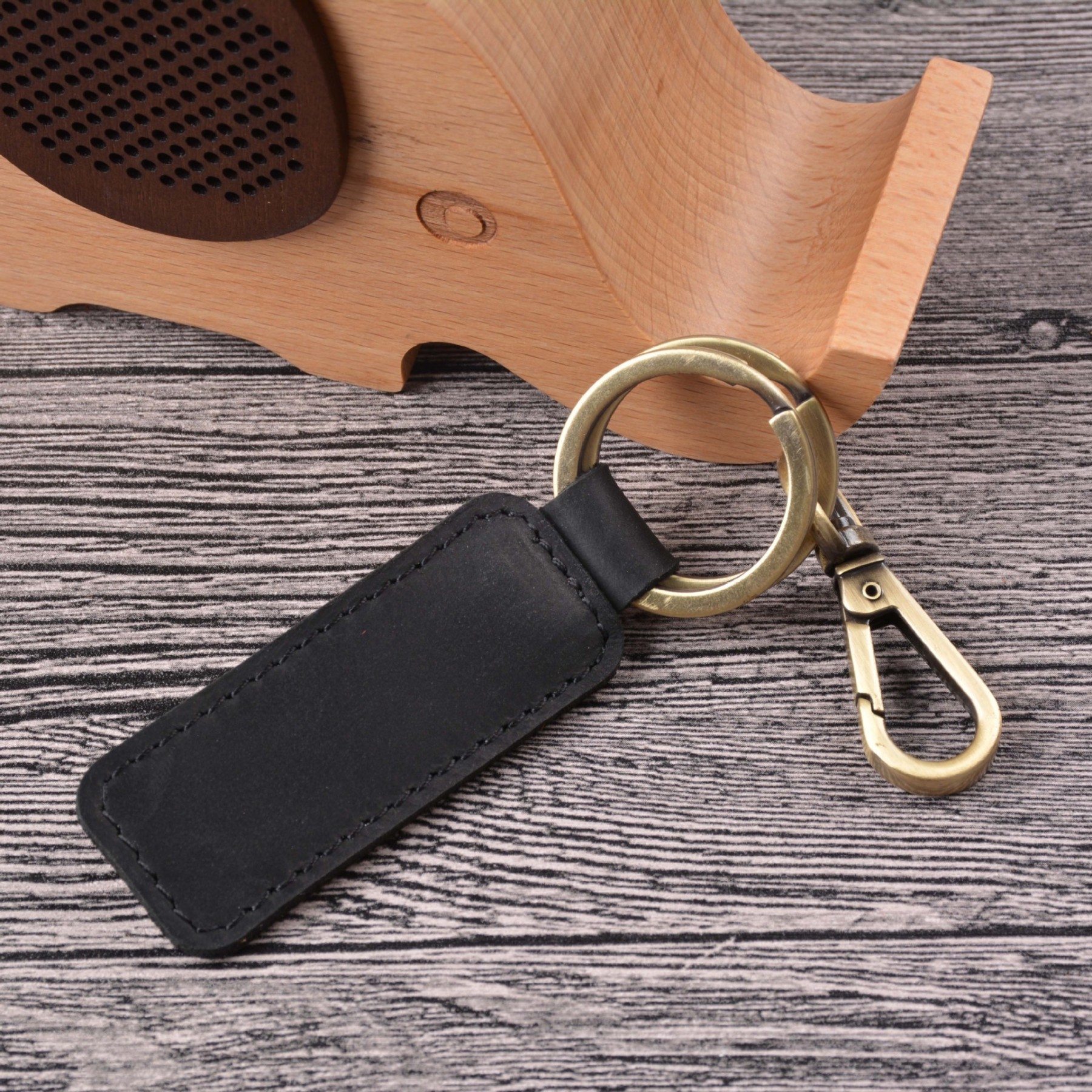Double-Ring Car Keychain 8