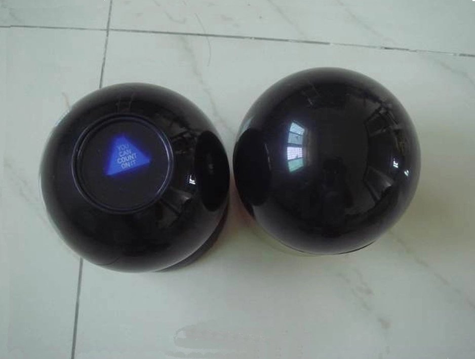 Magic 8 Ball Keychain 9