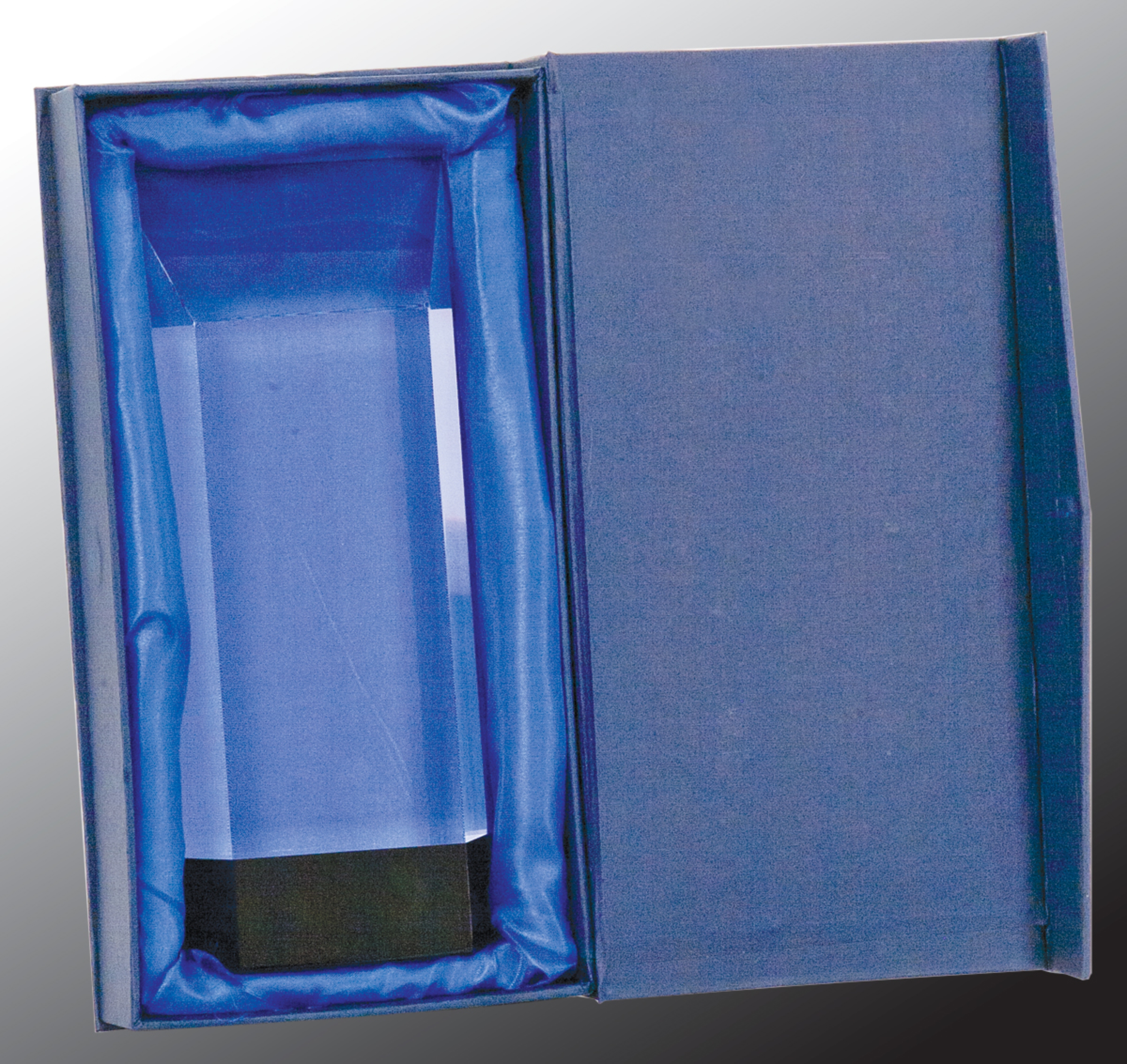 9 1/2" Clear Crystal Self-Standing Rectangle Award on Black Base 3