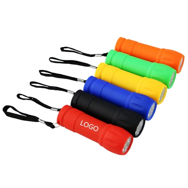 9 LED Flashlight 1