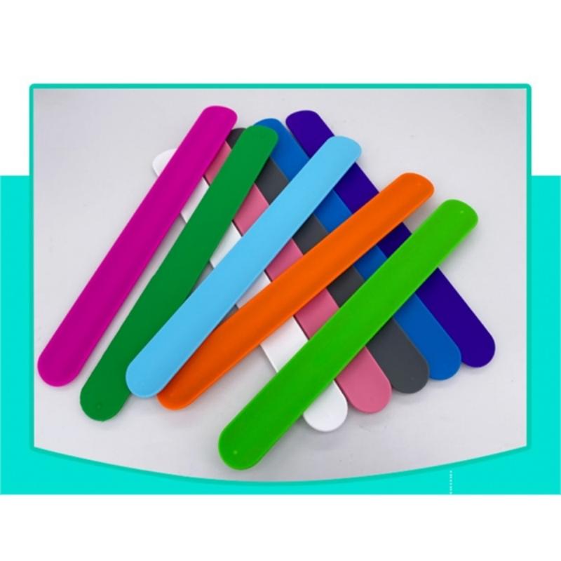 Silicone Clap Circle Wristband 3
