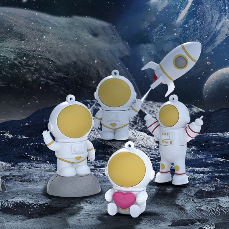 Astronaut USB Flash Drive 8