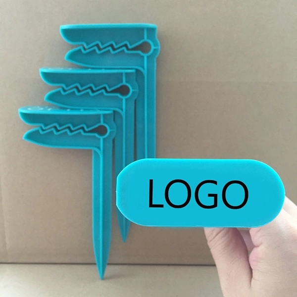Promotional Beach towel clip 3