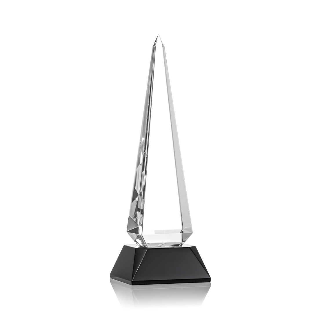 Helmsley Obelisk - Black 15