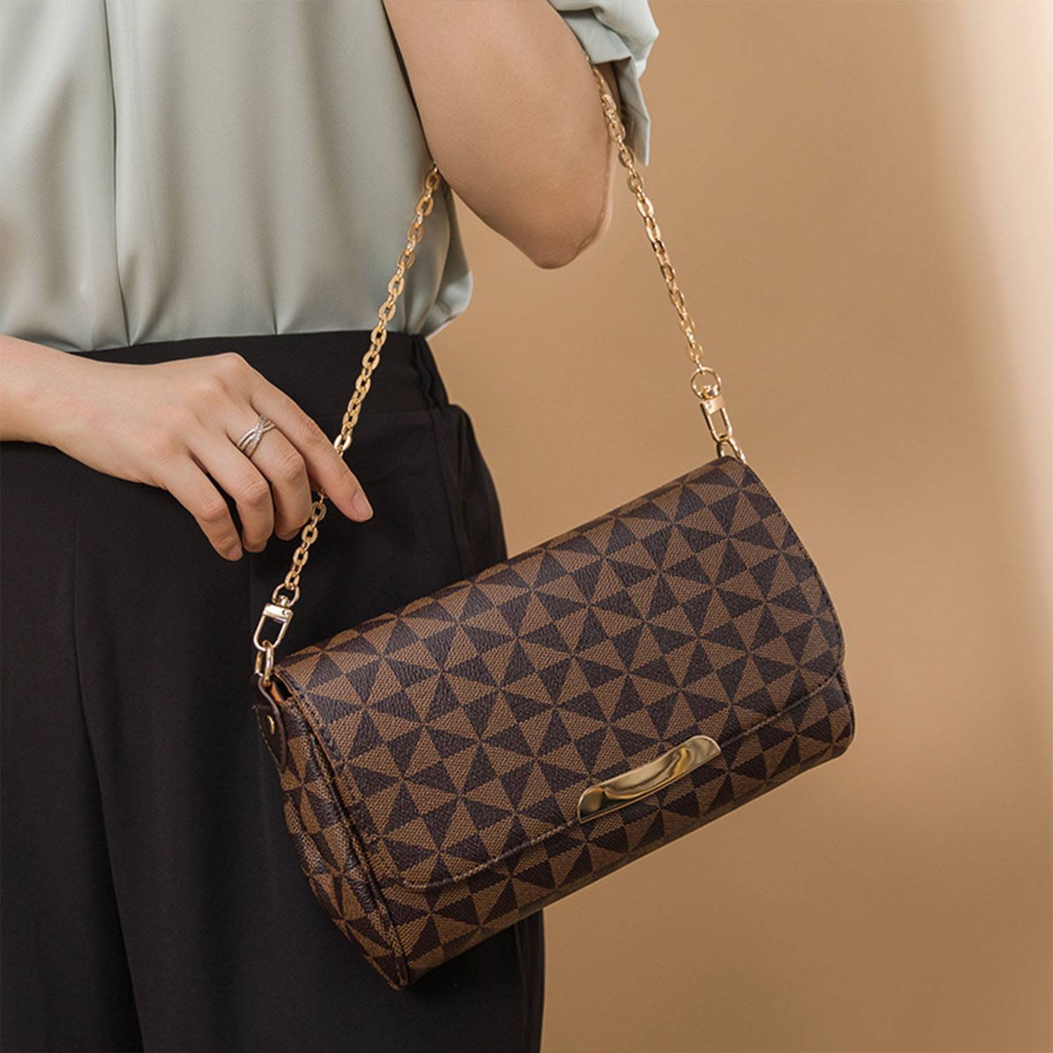 PU Leather Fashion Women Shoulder Chain Crossbody Bag 4